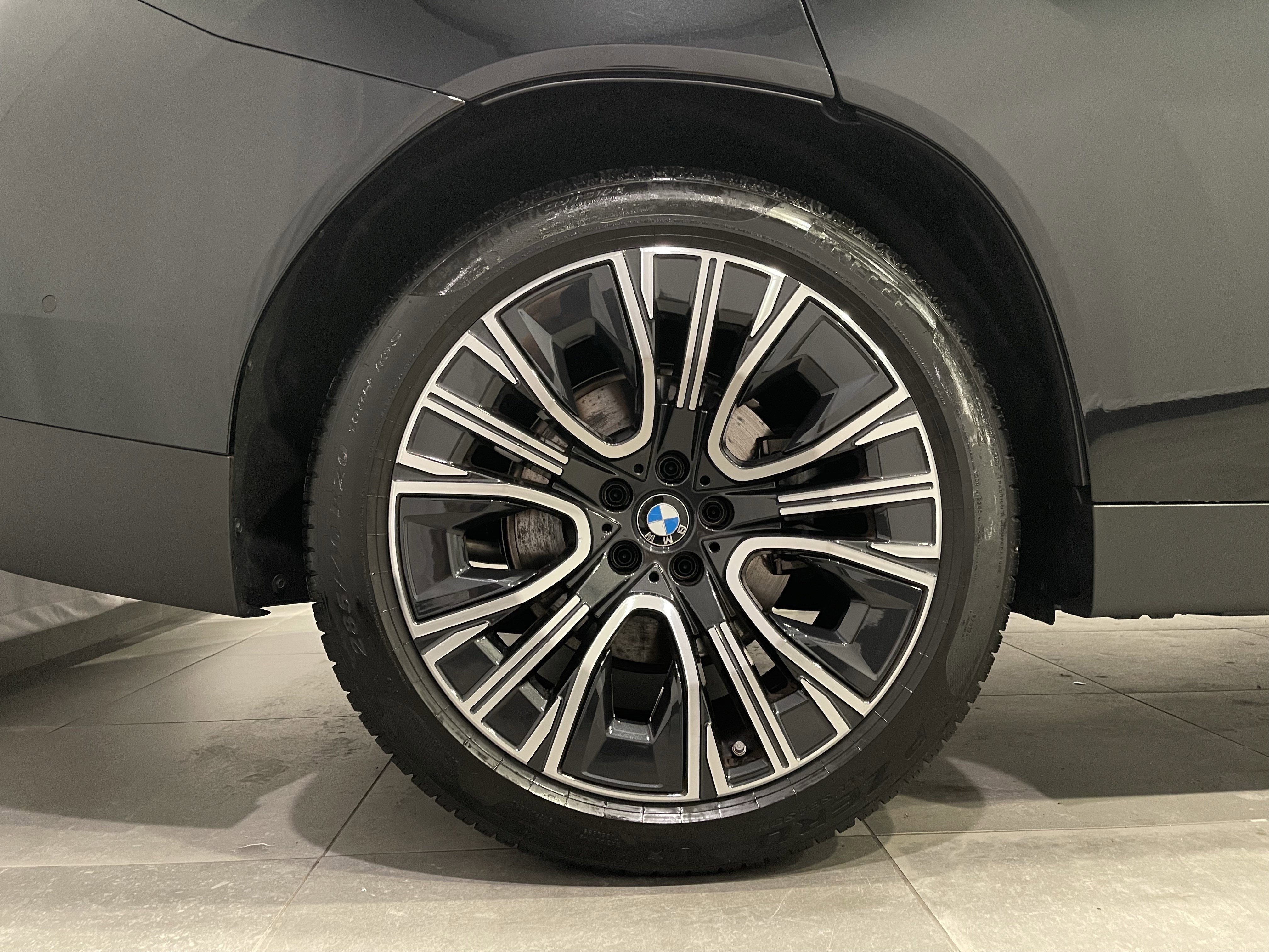 Used 2025 BMW X3 xDrive30i w/ Convenience Package image 10