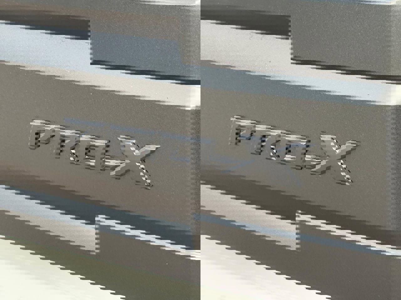 New 2026 Nissan Frontier PRO-4X w/ Pro-4x Convenience Package image 8