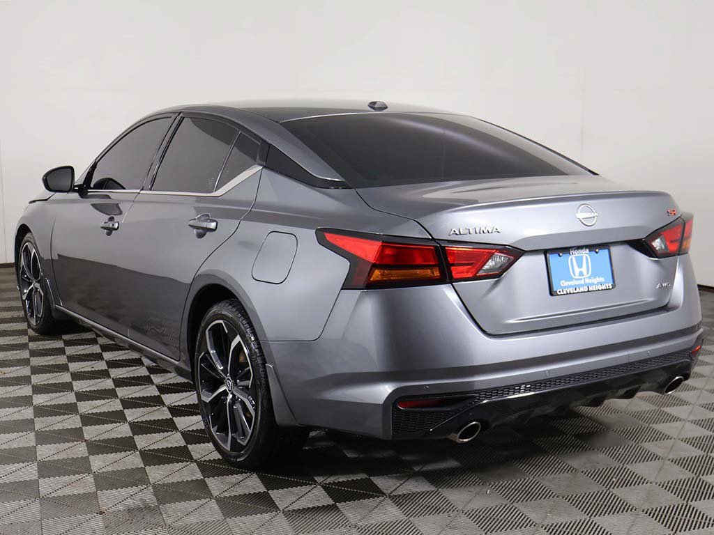 Used 2024 Nissan Altima 2.5 SR AWD/4WD image 6