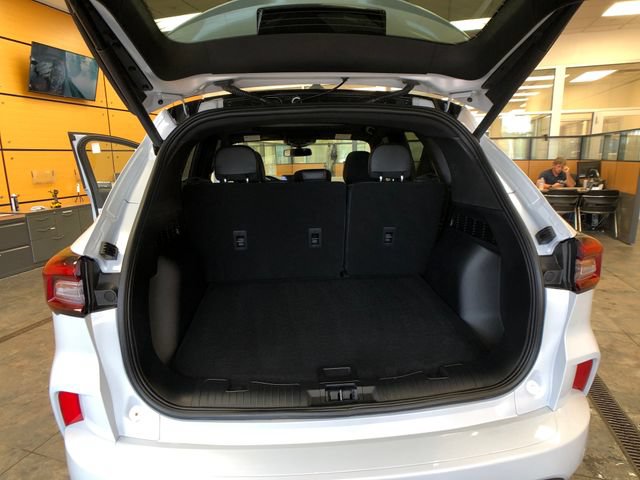 Used 2025 Ford Escape ST-Line Elite w/ Premium Technology Package AWD/4WD image 23