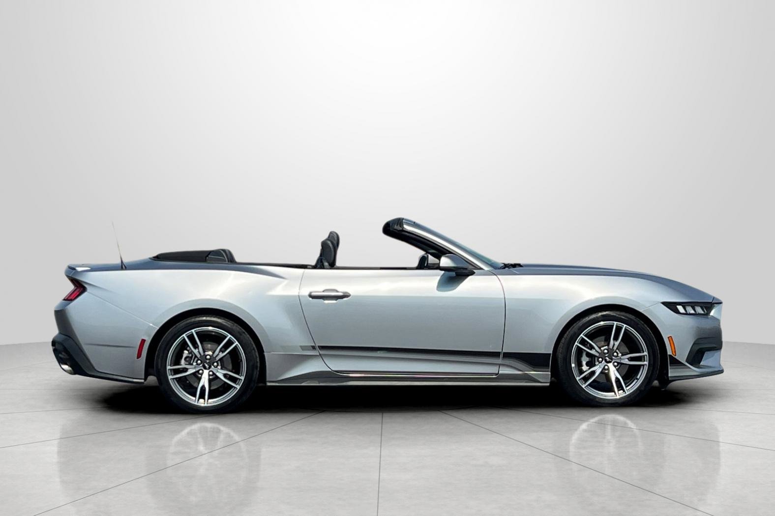 Used 2024 Ford Mustang Premium w/ Wheel & Stripe Package image 5