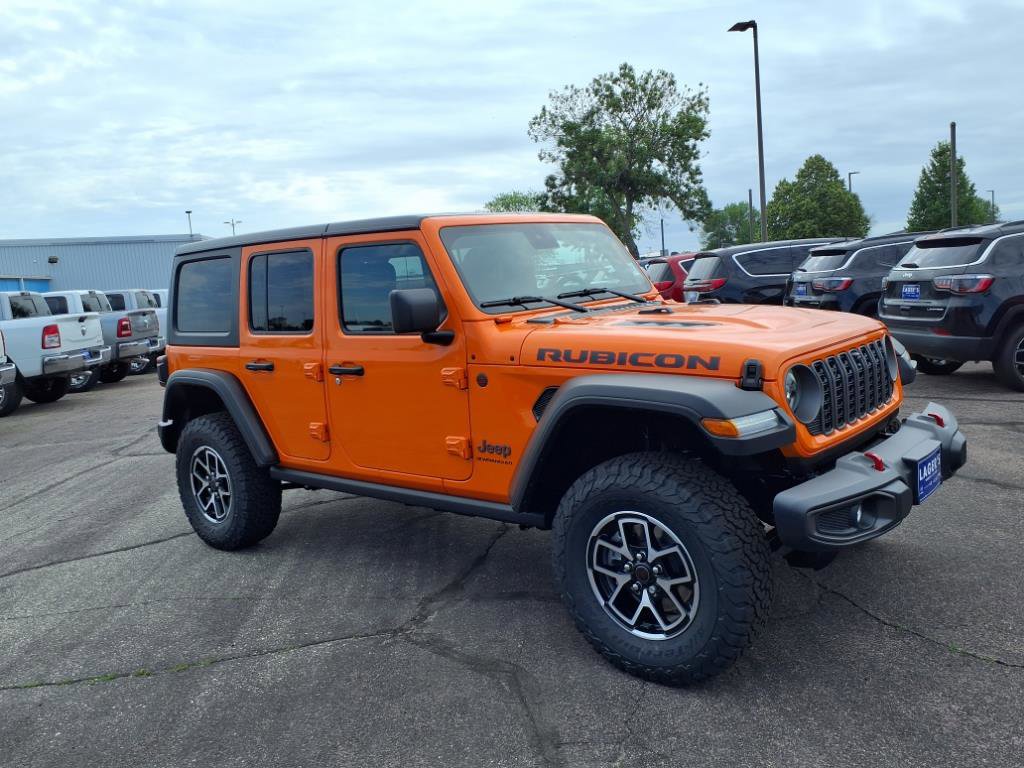 New 2025 Jeep Wrangler Unlimited Rubicon w/ Technology Group image 2