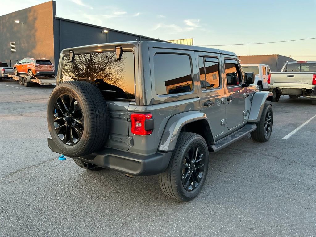 Used 2023 Jeep Wrangler Unlimited Sahara w/ Cold Weather Group image 7