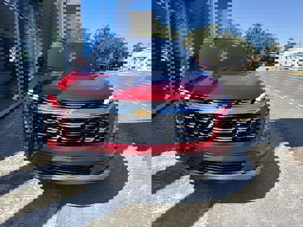 New 2026 Chevrolet Equinox LT image 2