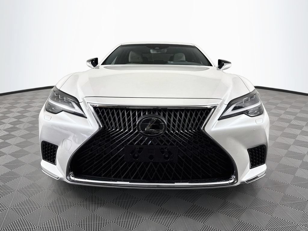 Used 2021 Lexus LS 500 w/ Accessory Package (Z2) RWD image 2
