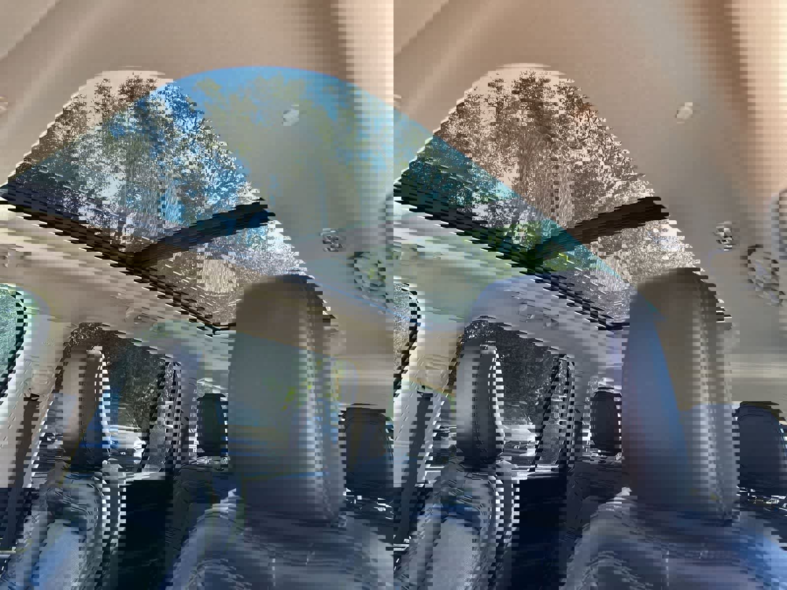 Used 2024 Lincoln Aviator Reserve AWD/4WD image 22