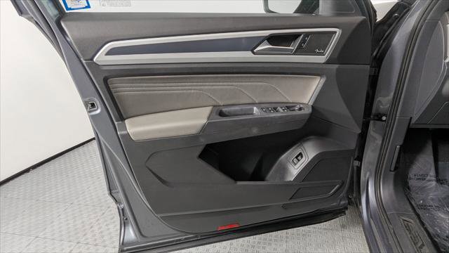 Used 2021 Volkswagen Atlas Cross Sport SEL Premium w/ Cross Sport MDO Package image 10