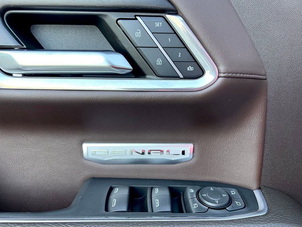 Used 2024 GMC Sierra 1500 Denali w/ Denali Reserve Package image 19