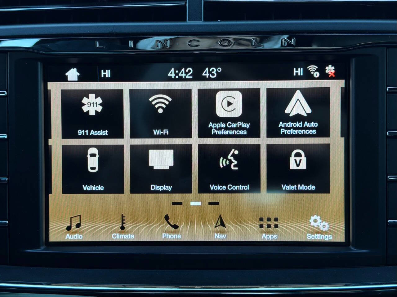 Used 2017 Lincoln Continental Select AWD/4WD image 40