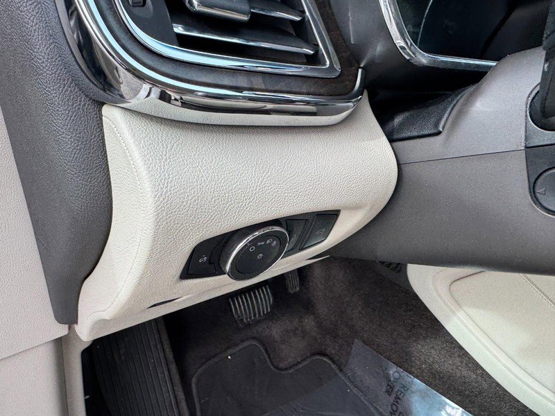 Used 2017 Lincoln Continental Select w/ Climate Package image 14