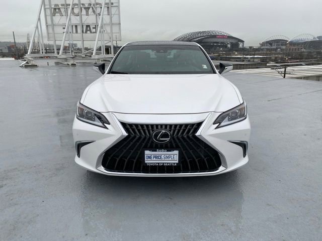 Used 2025 Lexus ES 350 w/ Premium Package image 3