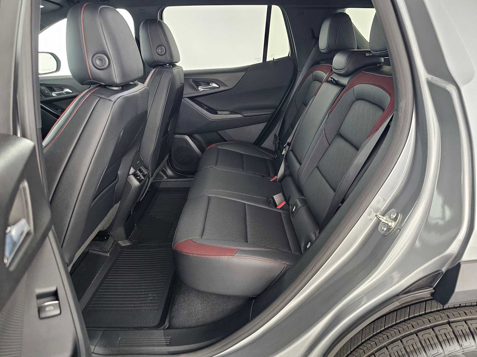 New 2026 Chevrolet Equinox RS w/ Safety and Technology Package FWD image 16
