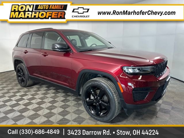 Used 2023 Jeep Grand Cherokee Altitude