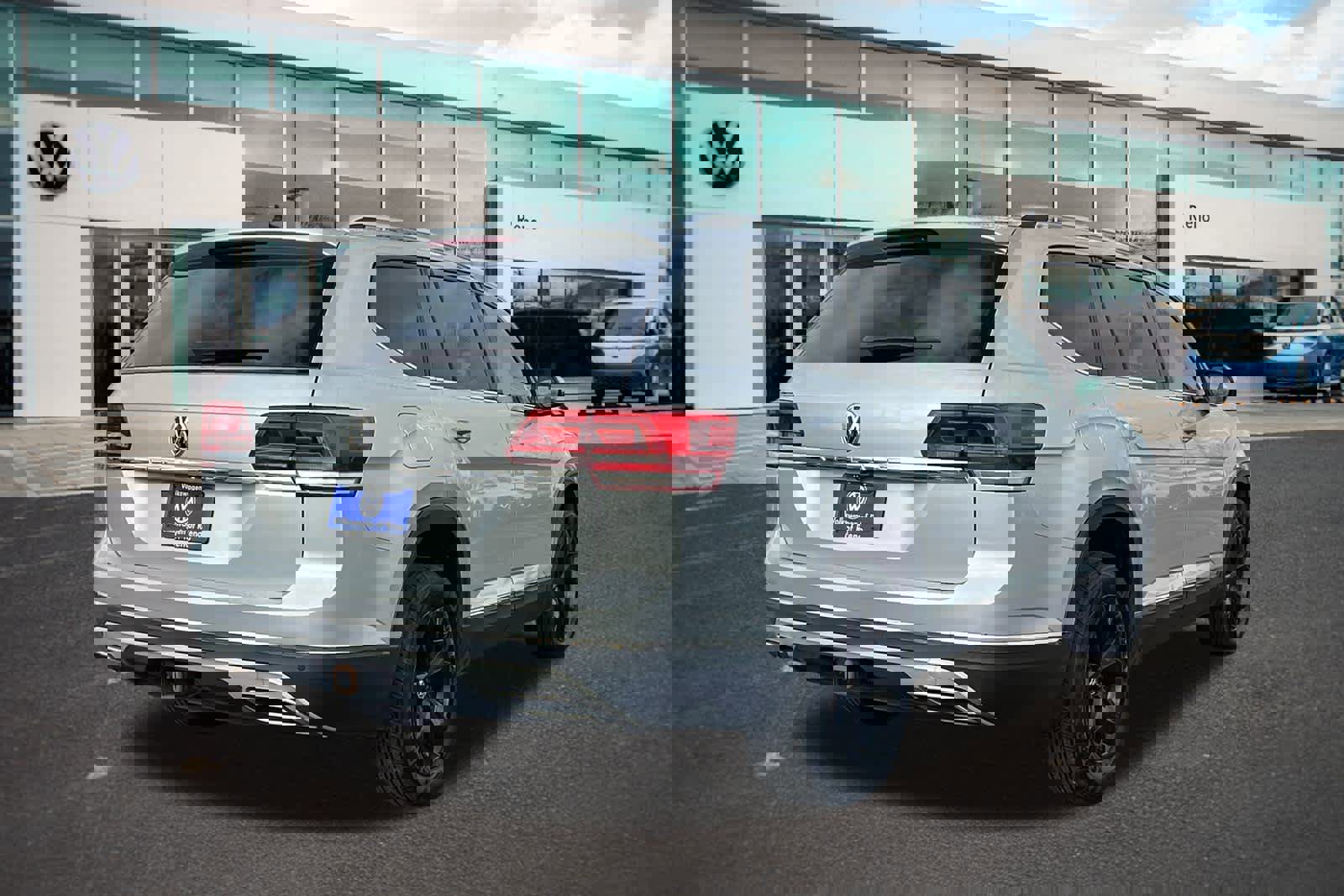 Used 2018 Volkswagen Atlas SEL image 5