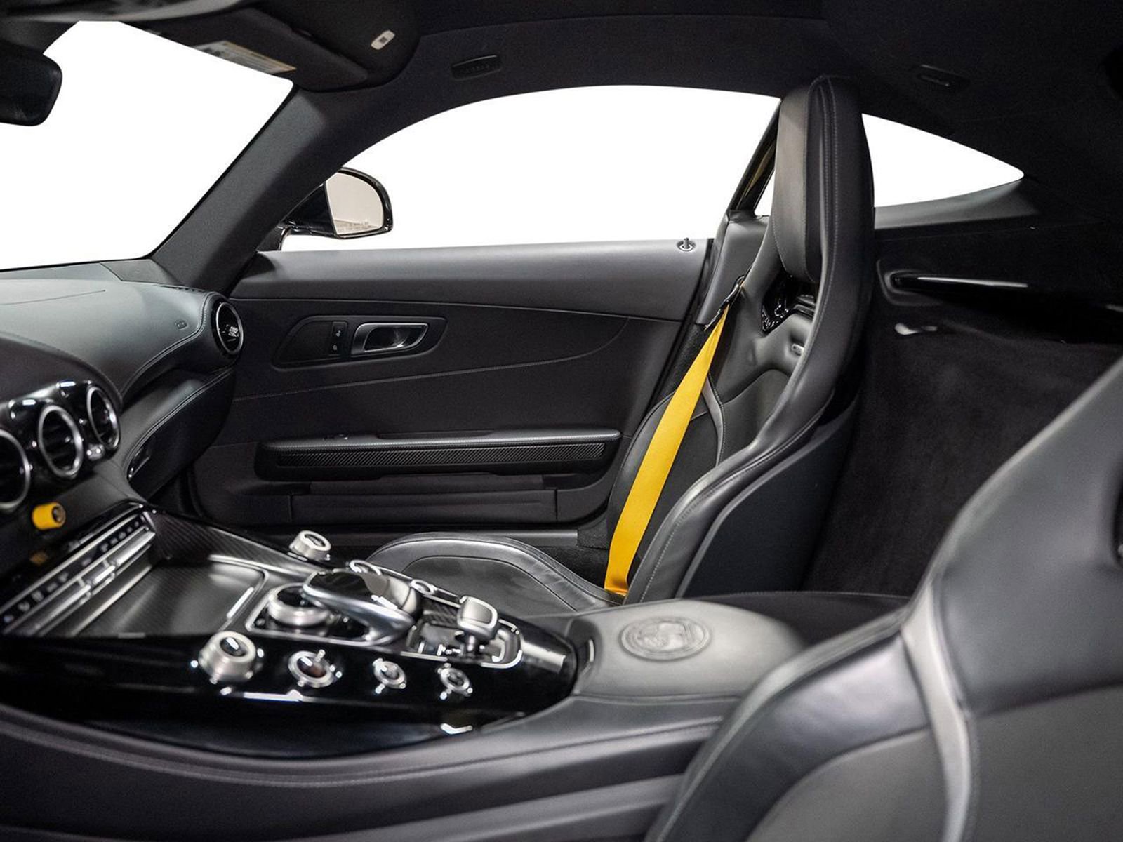 Used 2019 Mercedes-Benz AMG GT R image 42