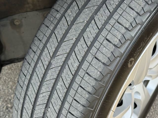 Certified 2025 Toyota RAV4 LE image 30