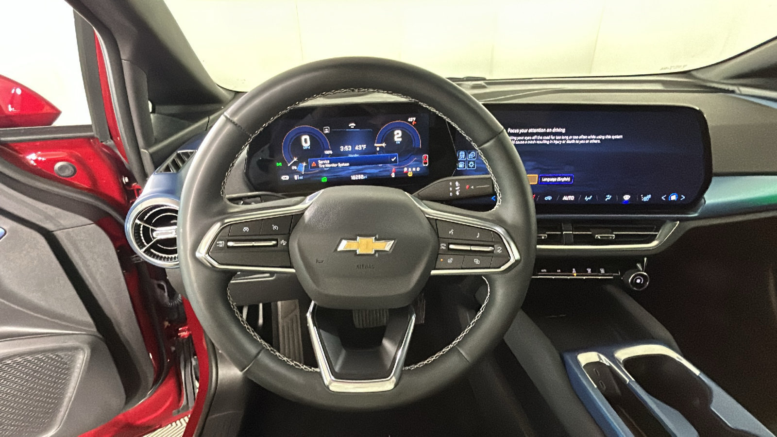 Used 2025 Chevrolet Equinox EV LT w/ Convenience Package AWD/4WD image 18