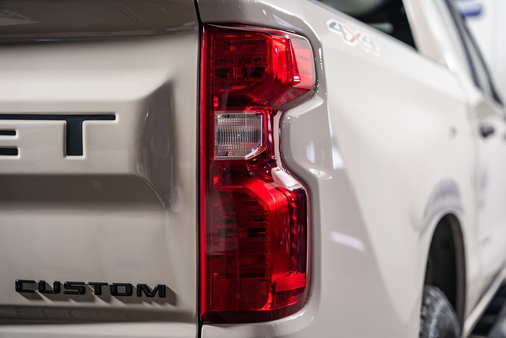 New 2026 Chevrolet Silverado 1500 Custom w/ Turbomax Blackout Package AWD/4WD image 6