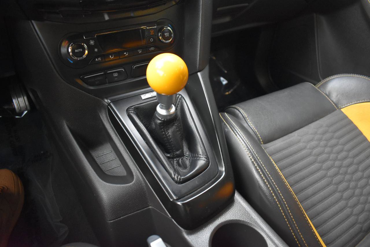 Used 2013 Ford Focus ST FWD image 27