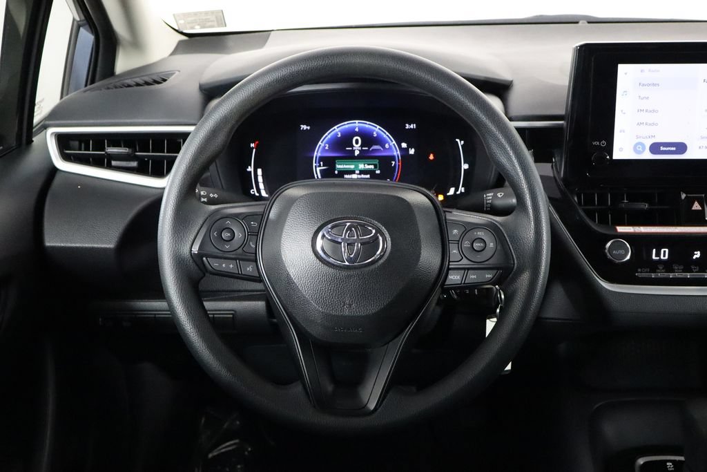 Used 2026 Toyota Corolla LE FWD image 7