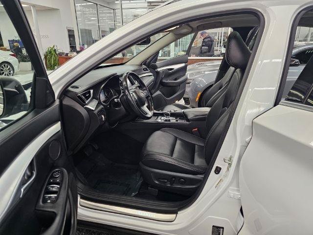 Used 2021 INFINITI QX50 Luxe w/ Cargo Package AWD/4WD image 8