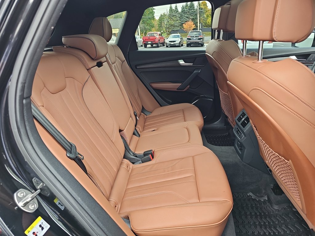 Used 2024 Audi Q5 2.0T Premium w/ Convenience Package AWD/4WD image 28