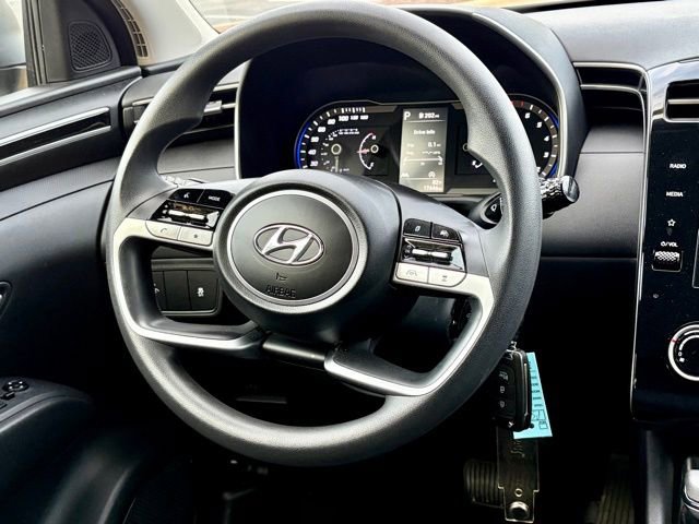 Used 2024 Hyundai Tucson SE image 20