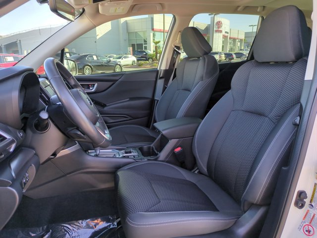 Used 2019 Subaru Forester Premium AWD/4WD image 16