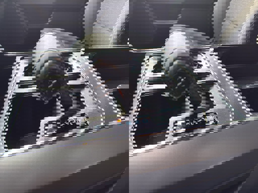 New 2025 Ford F150 XLT w/ Equipment Group 302A MID image 26