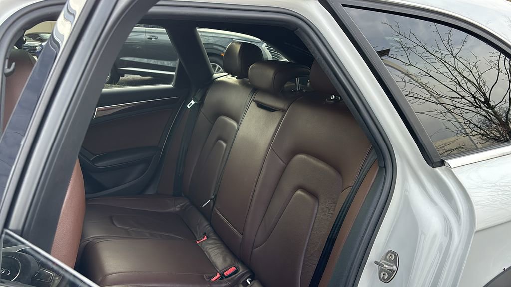 Used 2015 Audi A4 Premium Plus w/ Technology Package image 27