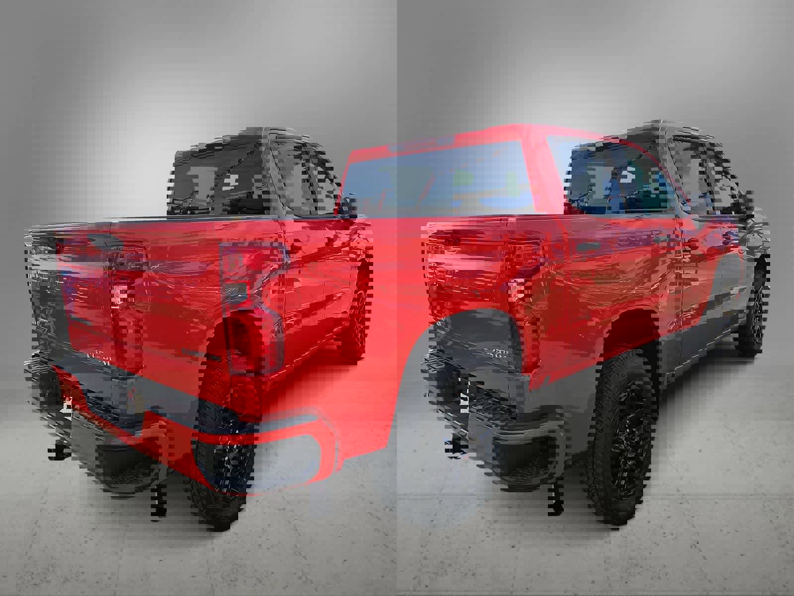 Used 2025 Chevrolet Silverado 1500 Custom image 9