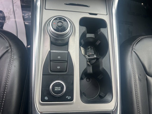 Used 2022 Ford Explorer XLT w/ Equipment Group 202A image 33