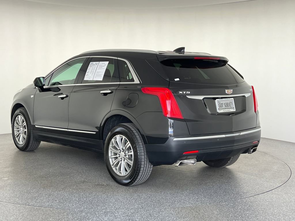 Used 2018 Cadillac XT5 Luxury w/ Driver Awareness Package FWD image 6