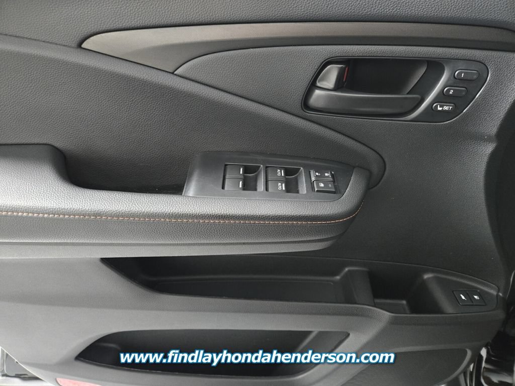 Certified 2024 Honda Passport TrailSport image 25