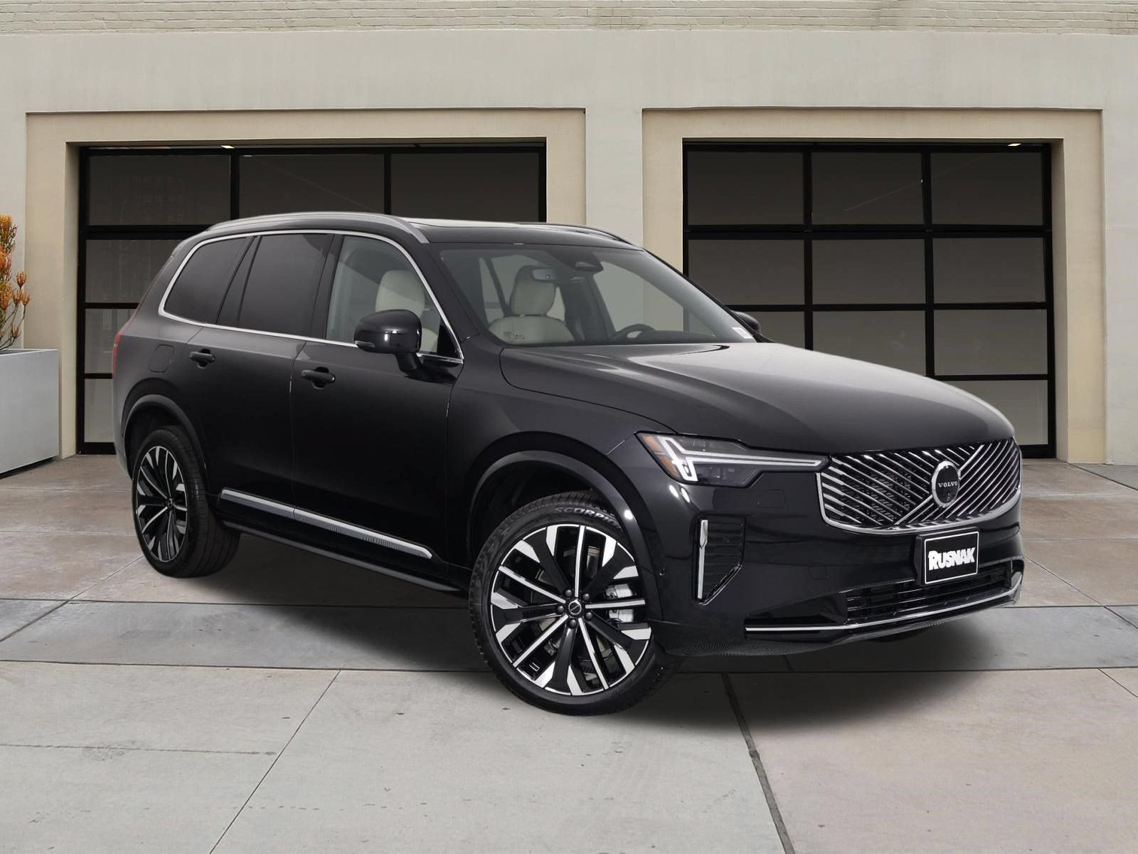 New 2026 Volvo XC90 B6 Plus w/ Protection Package AWD/4WD image 19