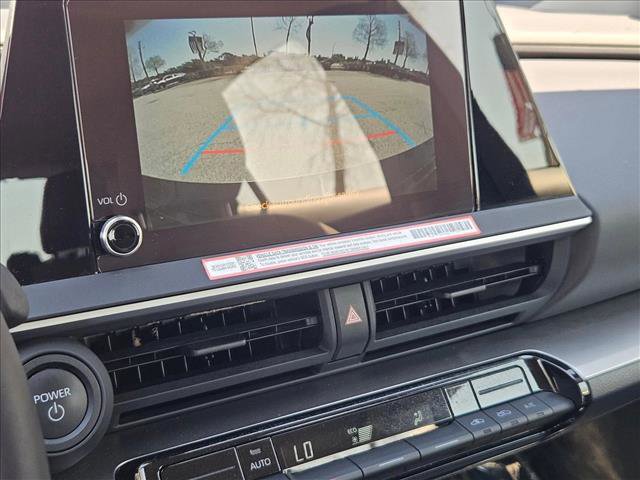 Used 2024 Toyota Prius LE image 13