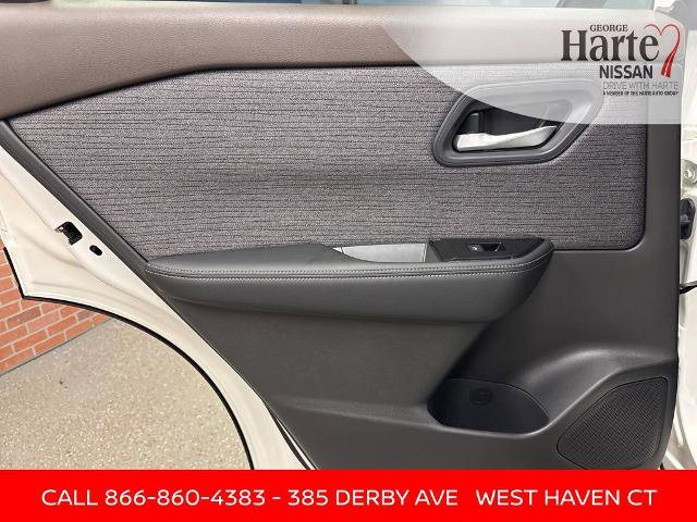 Certified 2023 Nissan Rogue SV image 26