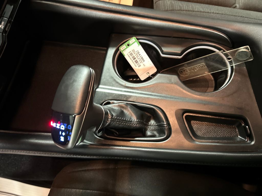 Used 2024 Dodge Durango SXT w/ Trailer Tow Group IV image 21