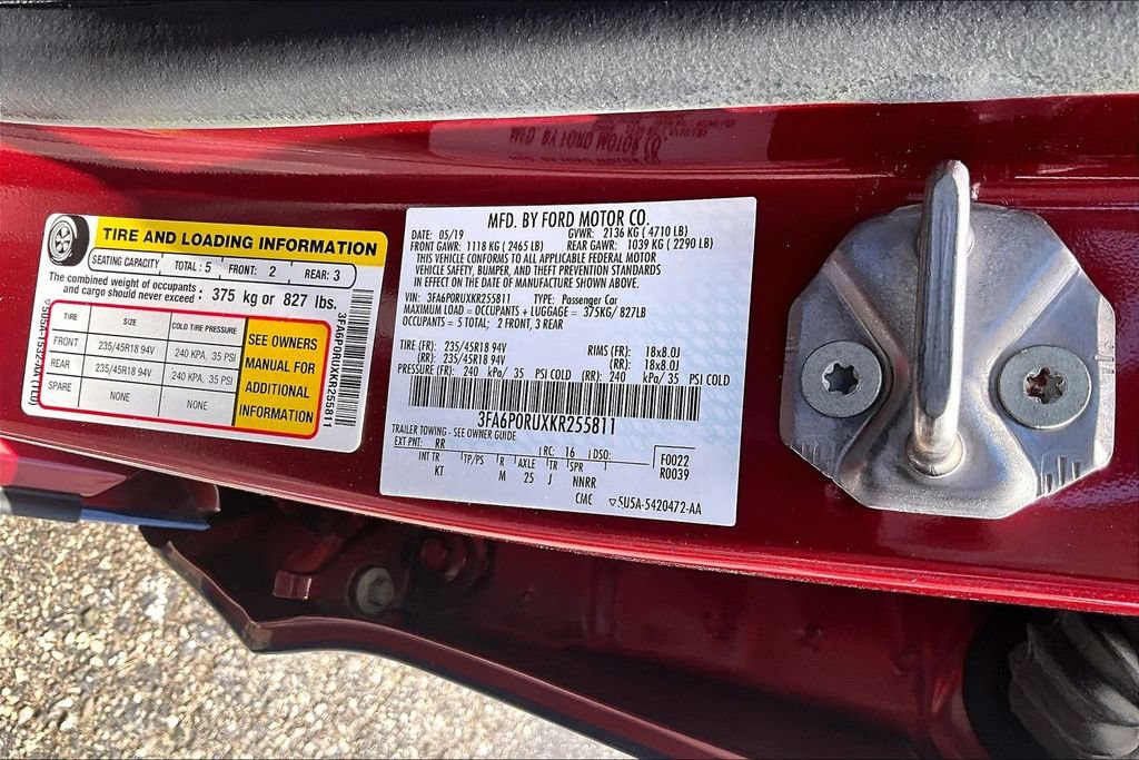 Used 2019 Ford Fusion Titanium FWD image 31