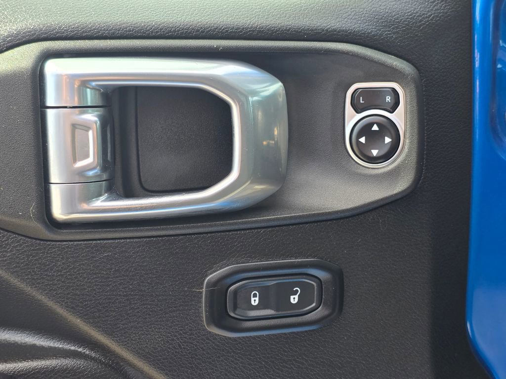 Used 2024 Jeep Gladiator Sport AWD/4WD image 13