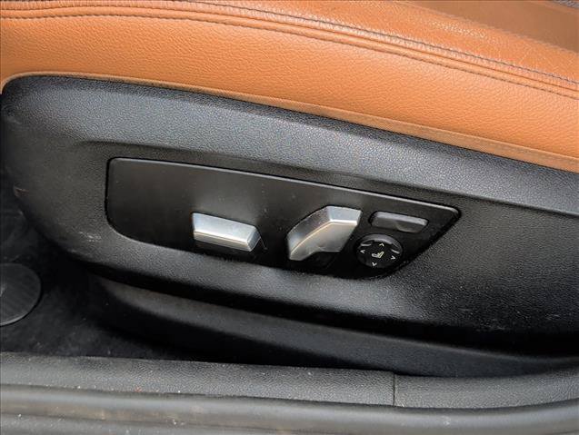 Used 2019 BMW 540i w/ Convenience Package RWD image 14