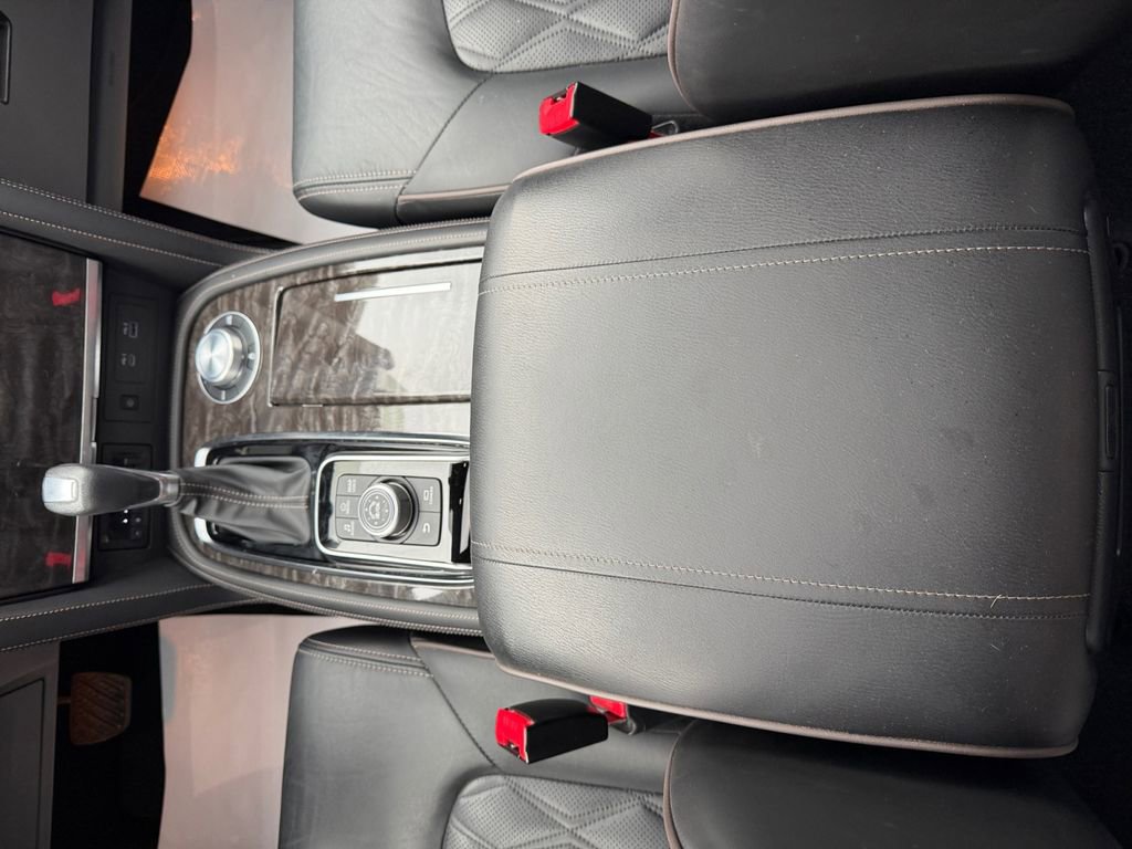Used 2022 Nissan Armada Platinum w/ Captain's Chairs Package image 23