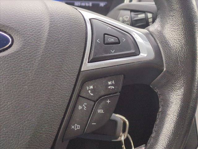 Used 2015 Ford Fusion SE w/ Equipment Group 501A FWD image 12