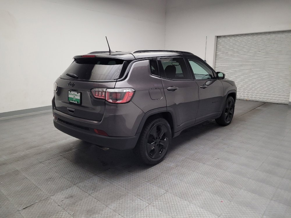 Used 2019 Jeep Compass Altitude FWD image 9