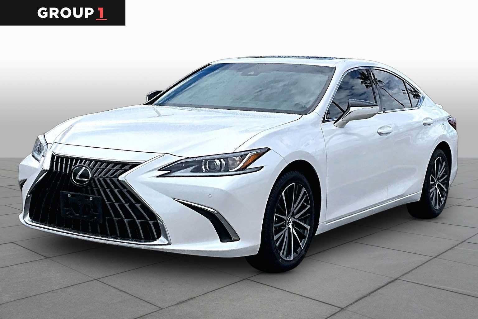 Used 2025 Lexus ES 300h w/ Premium Package