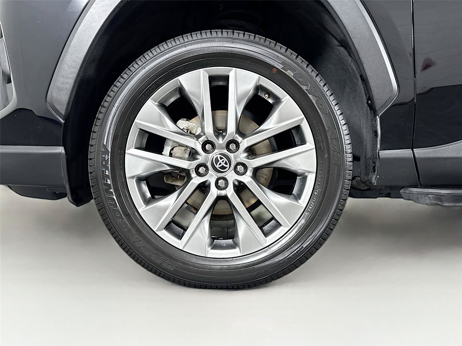 Certified 2022 Toyota RAV4 XLE Premium AWD/4WD image 44