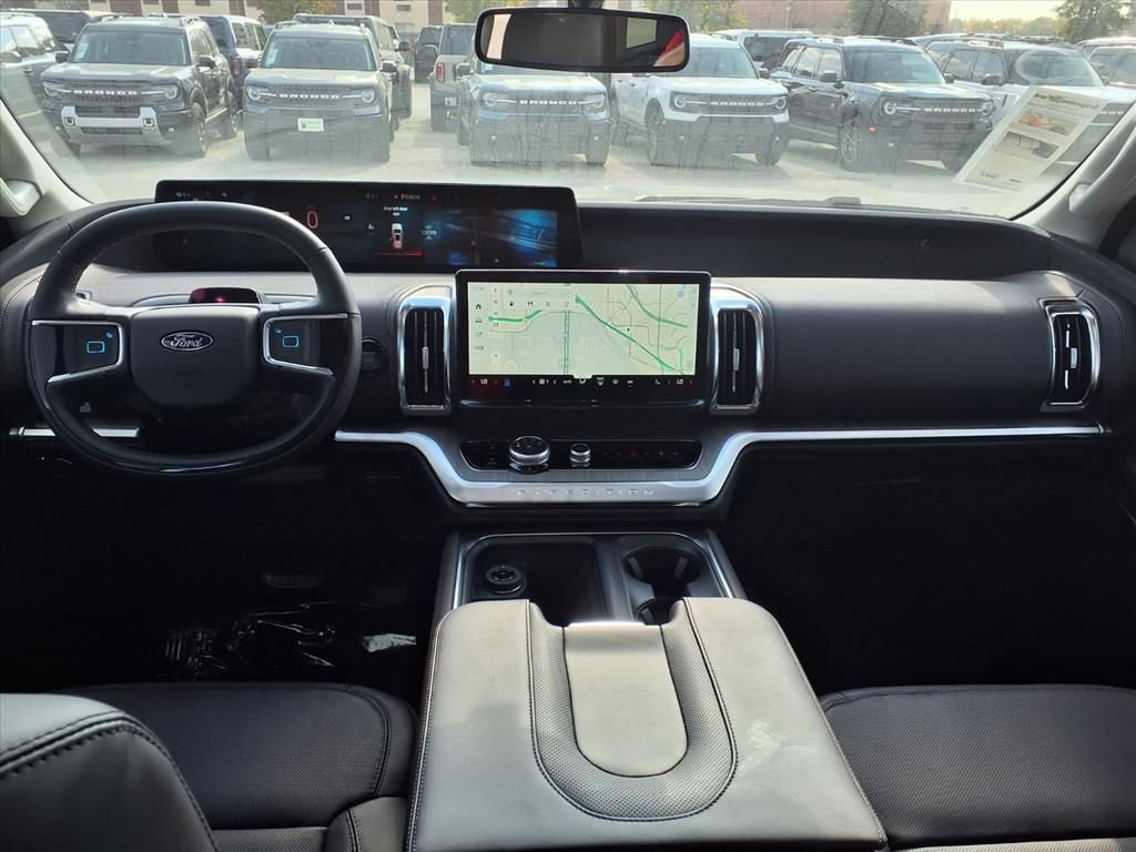 New 2025 Ford Expedition Platinum w/ Platinum Ultimate Package image 14