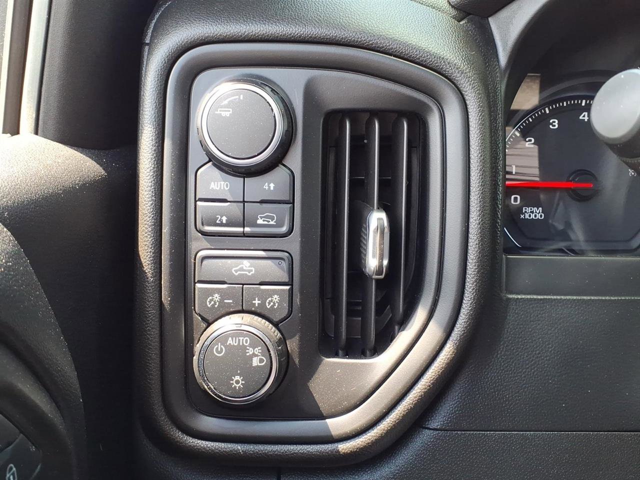Used 2021 Chevrolet Silverado 1500 W/T w/ WT Fleet Convenience Package AWD/4WD image 24