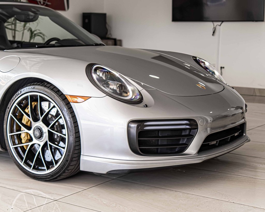 Used 2017 Porsche 911 Turbo S image 3