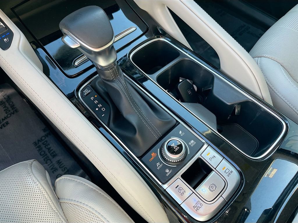 Used 2021 Kia Telluride SX w/ Towing Package image 17